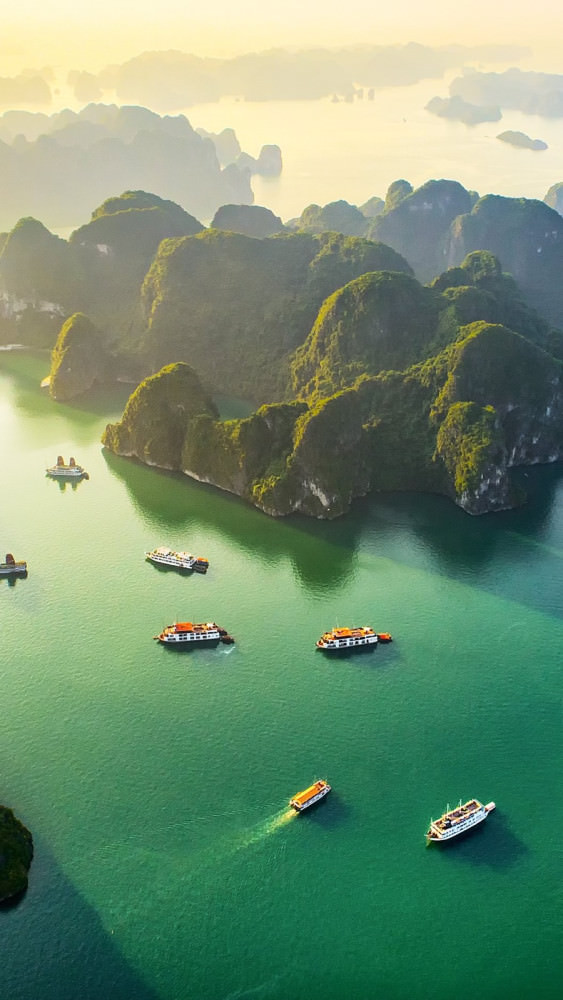 aerial,view,floating,fishing,village,and,rock,island,,halong,bay,