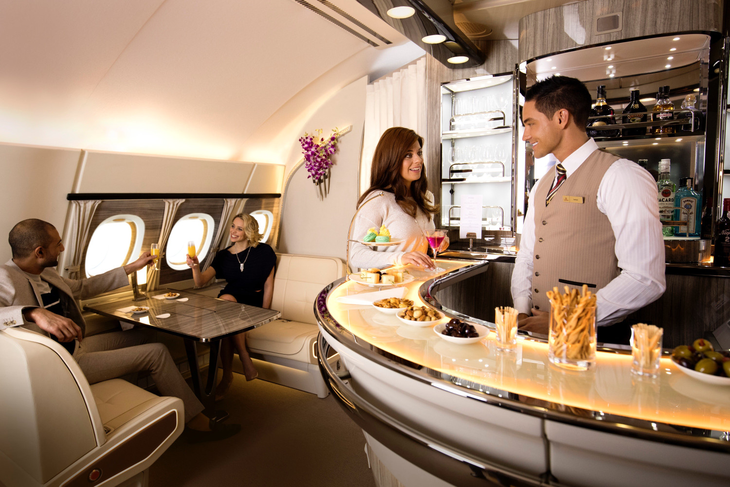 emirates on board lounge