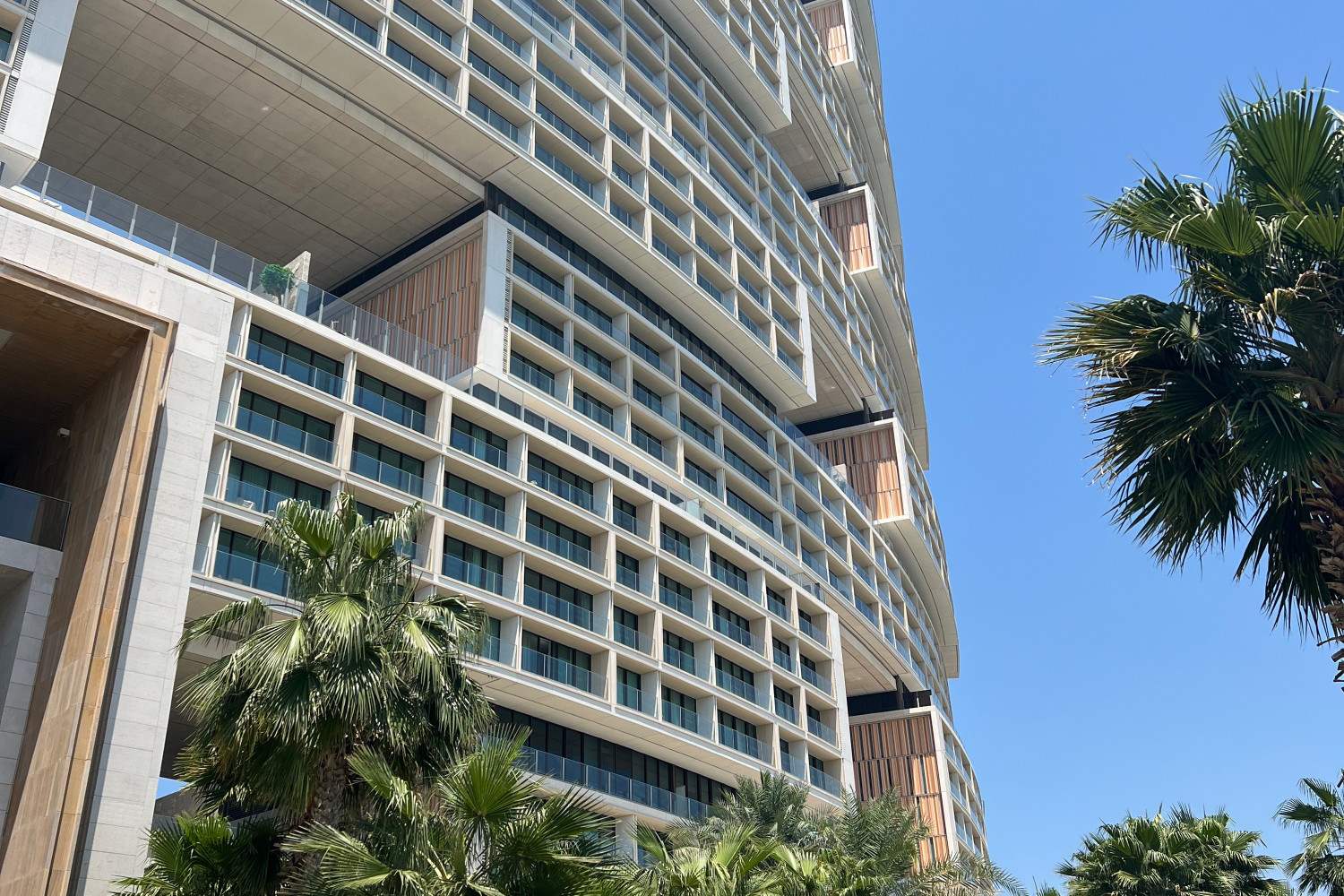 atlantis the royal 14