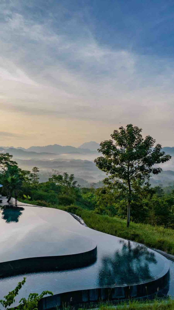 avana retreat vietnam mobile